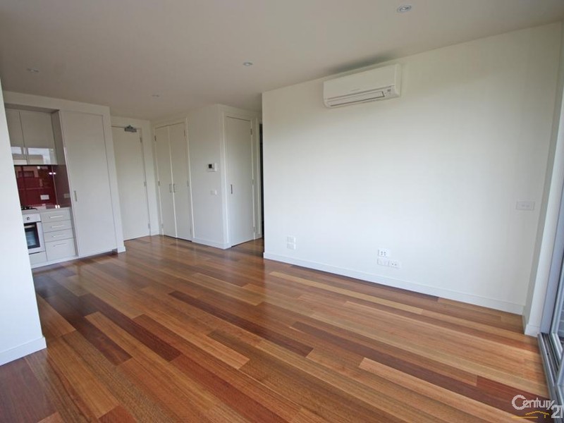 111/1 Mackie Road, Bentleigh East VIC 3165