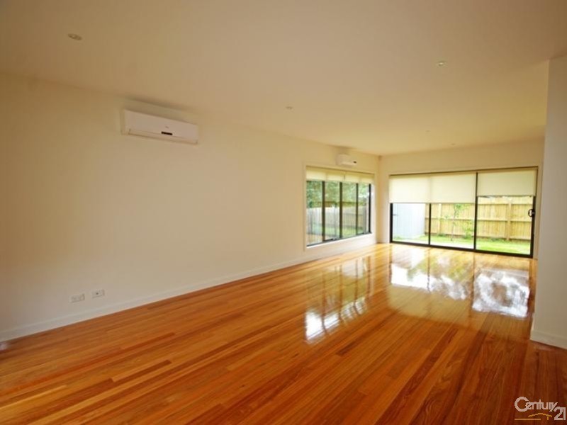 3/1 Prince Edward Avenue, Mckinnon VIC 3204