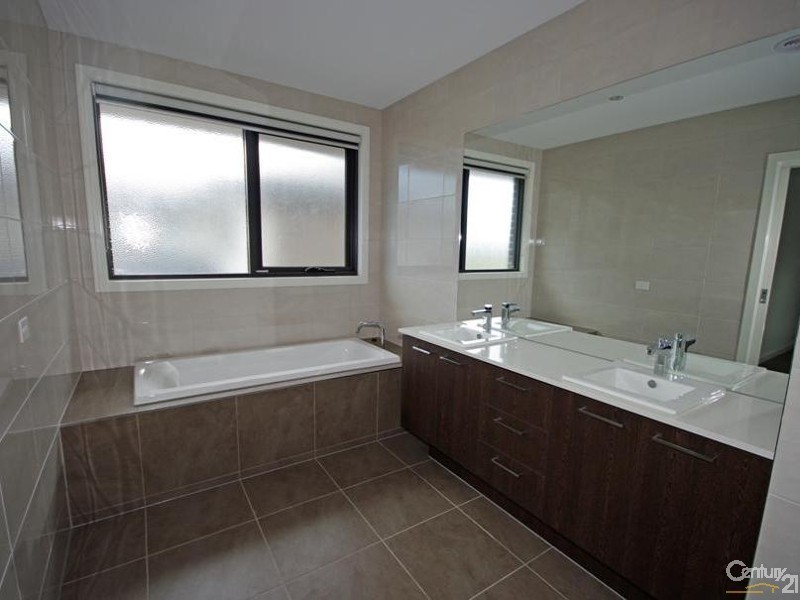 28 Vine Court, Bentleigh East VIC 3165