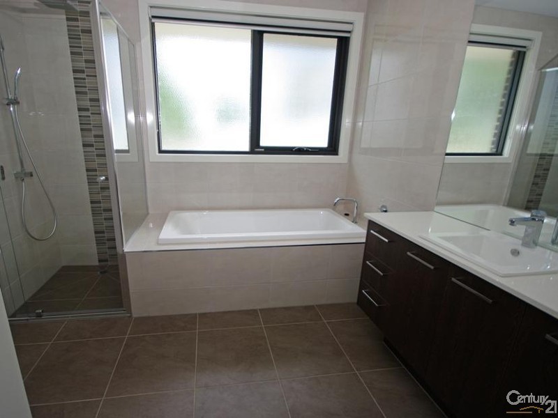 28 Vine Court, Bentleigh East VIC 3165