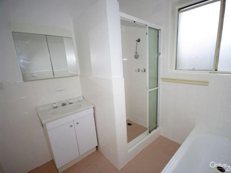 4/13  Gardeners Road, Bentleigh East VIC 3165