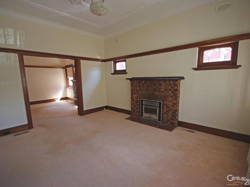 3 Lillimur Road, Ormond VIC 3204