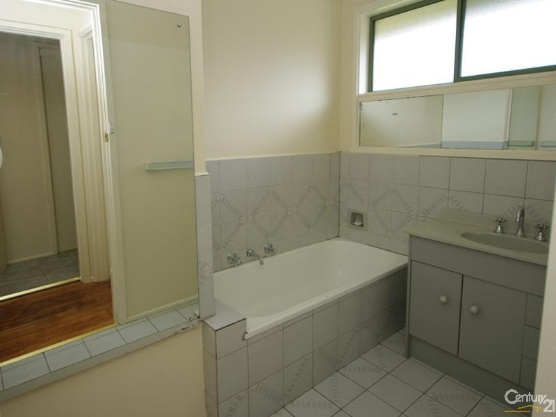 14 Waitara Avenue, Keysborough VIC 3173