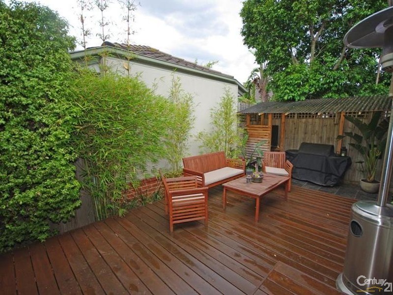 2/24 Maroo Street, Hughesdale VIC 3166