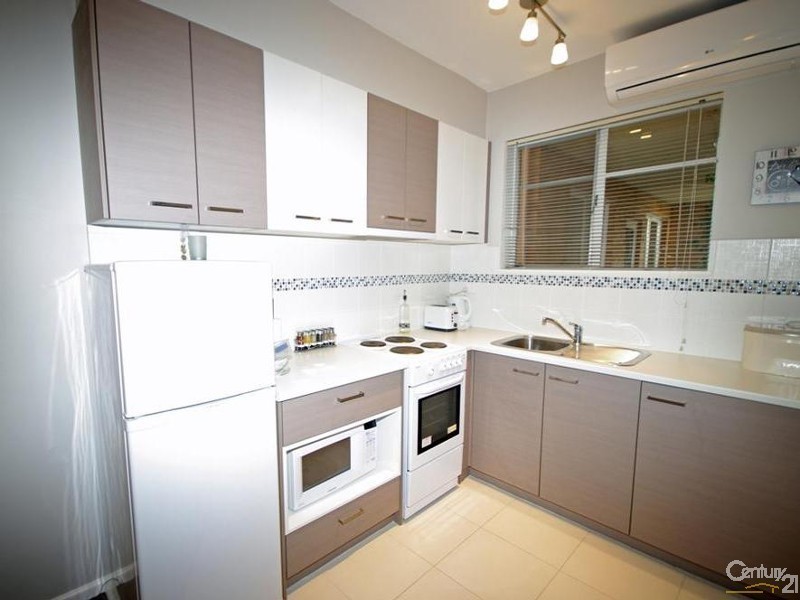 1/1 Newman Avenue, Carnegie VIC 3163