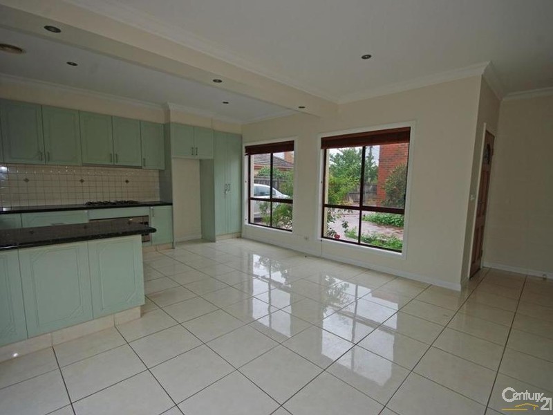 2/1074 North Road, Bentleigh East VIC 3165