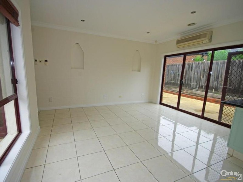 2/1074 North Road, Bentleigh East VIC 3165