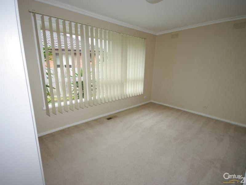 8 Eunice Drive, Cheltenham VIC 3192