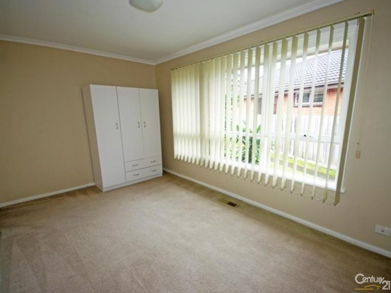8 Eunice Drive, Cheltenham VIC 3192
