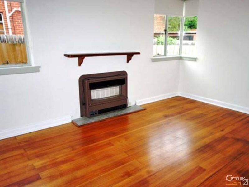 REAR 217 Tucker Road, Mckinnon VIC 3204