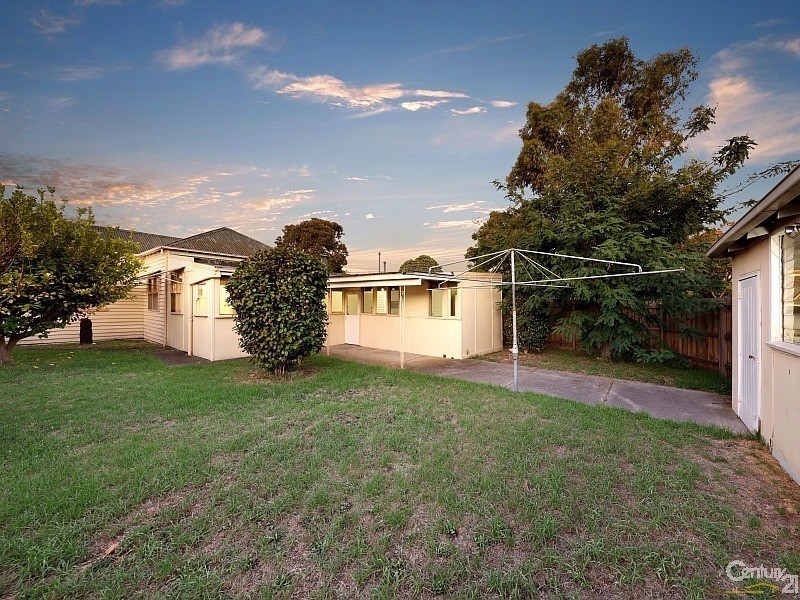 46 Carlton Street, Mckinnon VIC 3204