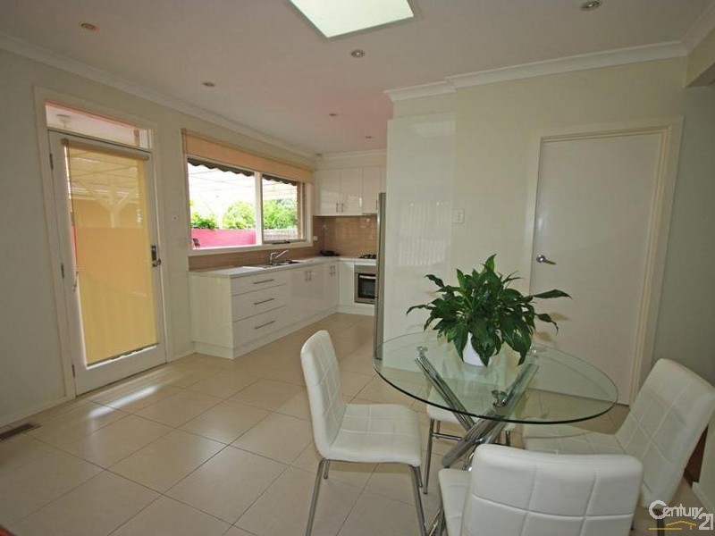 1/1 Parker Street, Ormond VIC 3204