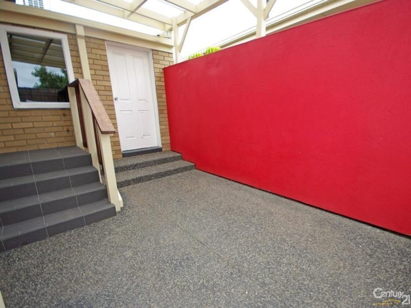 1/1 Parker Street, Ormond VIC 3204