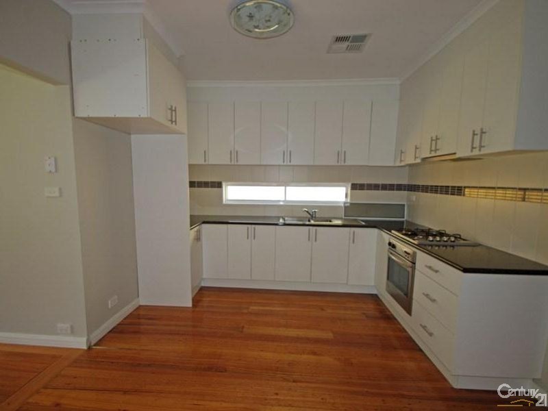 16  Golfview Road, Heatherton VIC 3202