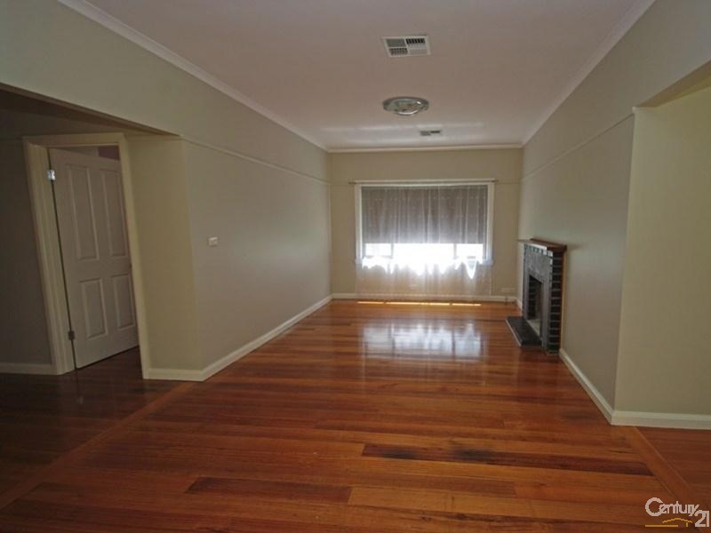 16  Golfview Road, Heatherton VIC 3202