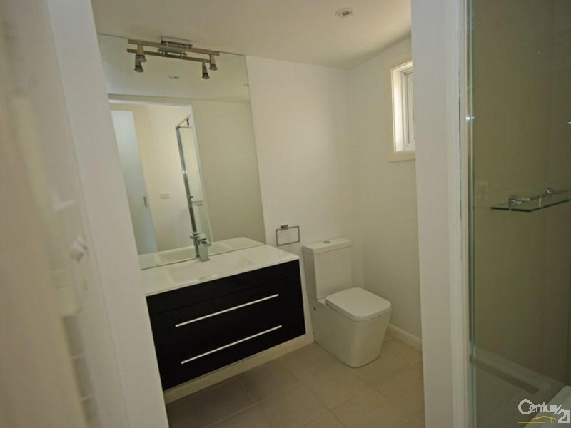 16  Golfview Road, Heatherton VIC 3202