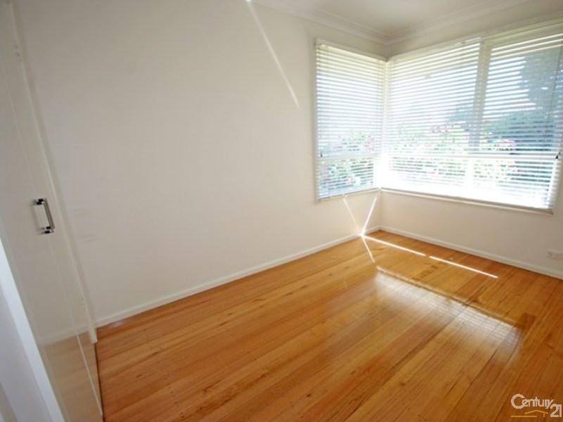 26 Pasadena Crescent, Bentleigh East VIC 3165