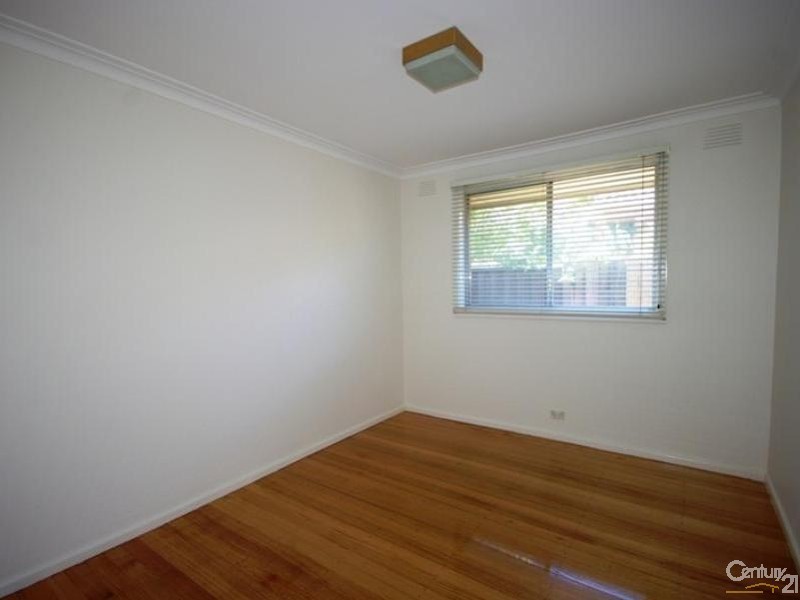 26 Pasadena Crescent, Bentleigh East VIC 3165