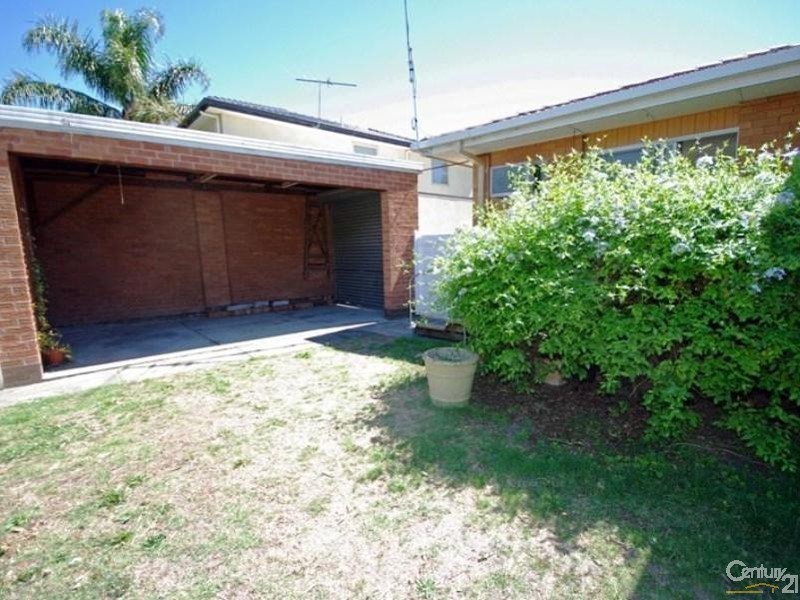 26 Pasadena Crescent, Bentleigh East VIC 3165
