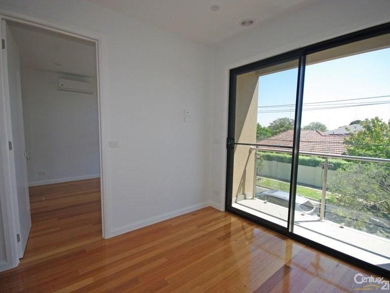 2B Bevis Street, Bentleigh VIC 3204