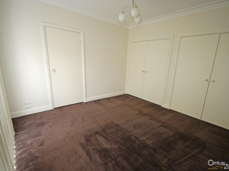 1/34 Hall Street, Mckinnon VIC 3204