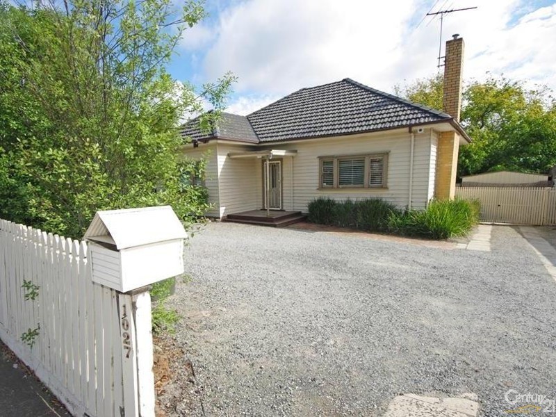 1027 North Road, Murrumbeena VIC 3163