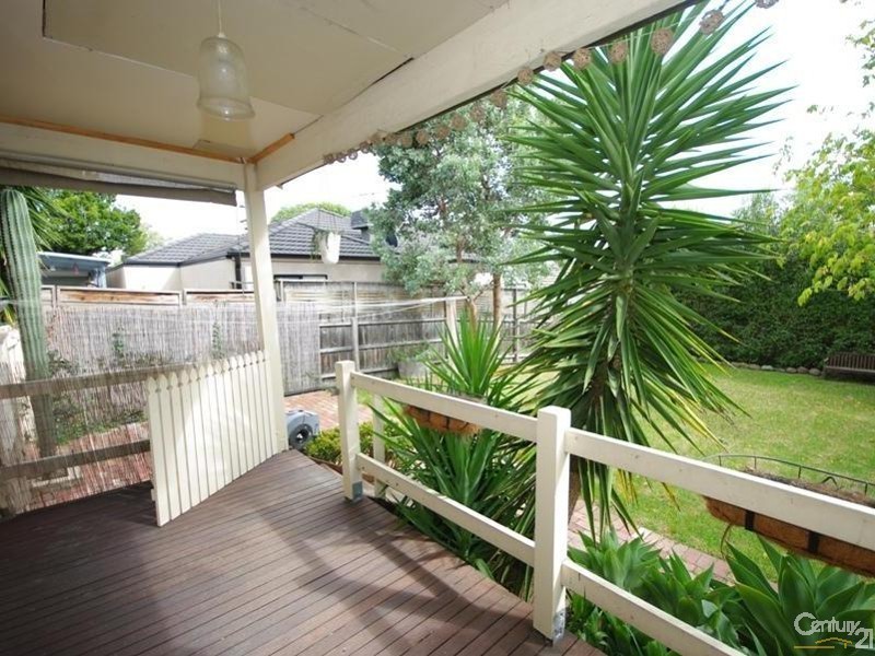 1027 North Road, Murrumbeena VIC 3163