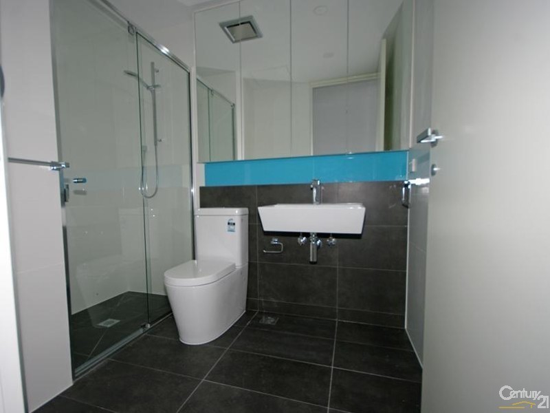 202/193-195 McKinnon Road, Mckinnon VIC 3204