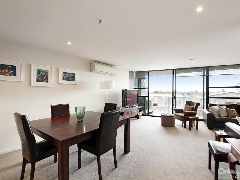 205/175 Kangaroo Road, Hughesdale VIC 3166