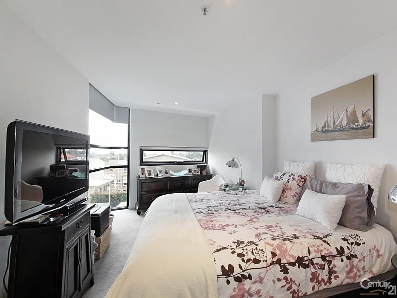 205/175 Kangaroo Road, Hughesdale VIC 3166