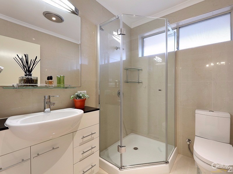 3 Glyn Court, Cheltenham VIC 3192