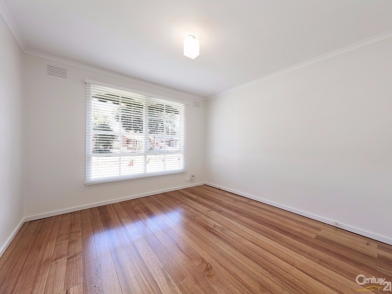 1/4 Draper Street, Mckinnon VIC 3204