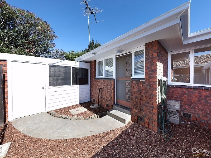 1/4 Draper Street, Mckinnon VIC 3204