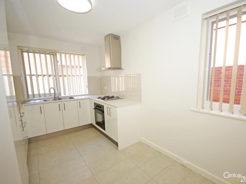 6/9 Brentwood Street, Bentleigh VIC 3204