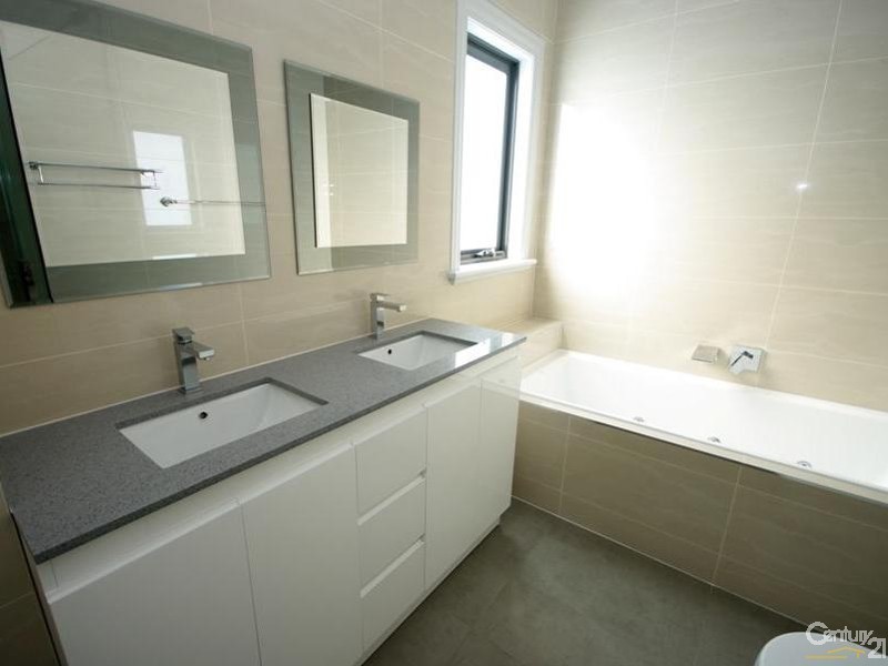 2B Osborne Avenue, Bentleigh VIC 3204