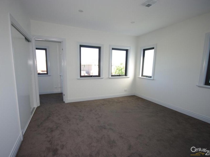 2B Osborne Avenue, Bentleigh VIC 3204