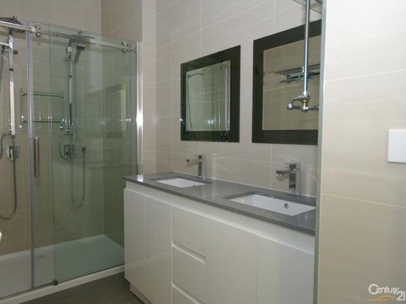 2B Osborne Avenue, Bentleigh VIC 3204