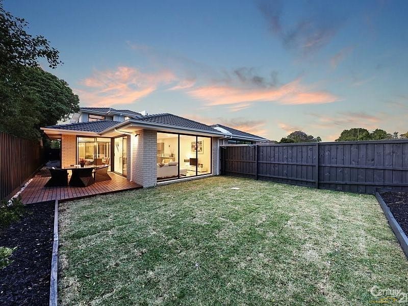 2/18 Milford Street, Bentleigh East VIC 3165