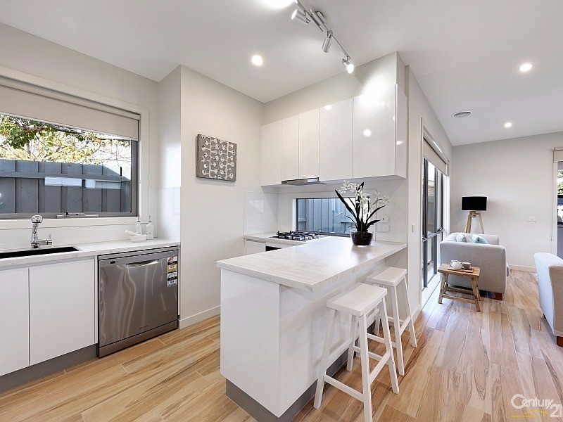 10B Narooma Street, Moorabbin VIC 3189