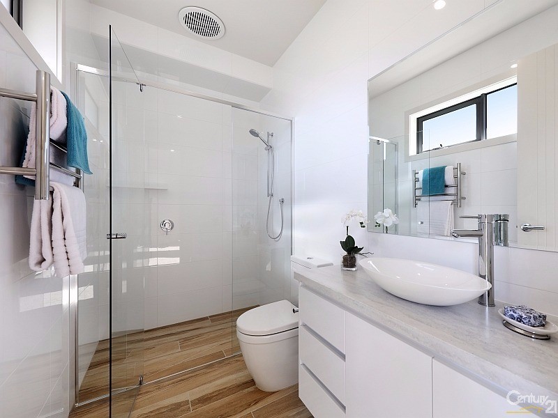 10B Narooma Street, Moorabbin VIC 3189