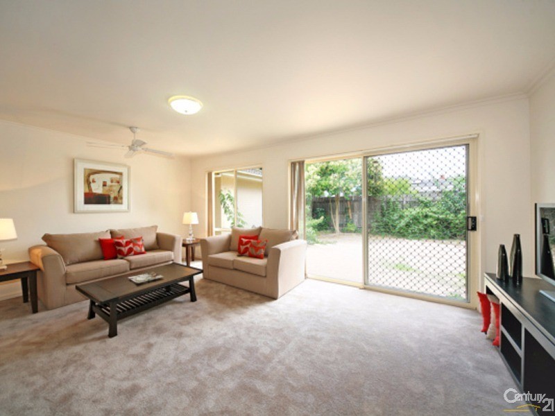2/16 Wembley Grove, Mckinnon VIC 3204
