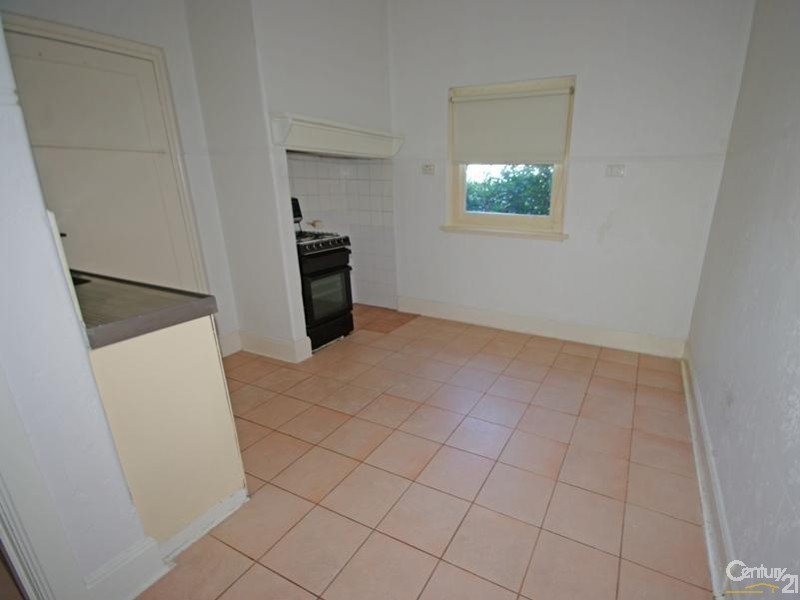 72 Oakleigh Road, Carnegie VIC 3163