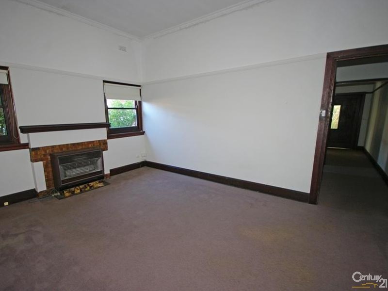 72 Oakleigh Road, Carnegie VIC 3163