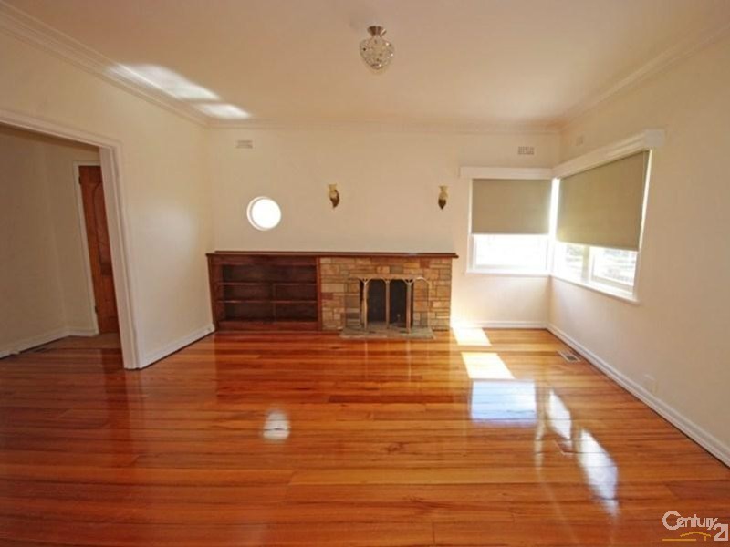 24 Dickens Street, Bentleigh VIC 3204