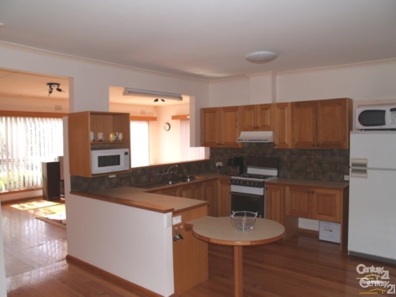 29 Kennedy Street, Bentleigh East VIC 3165