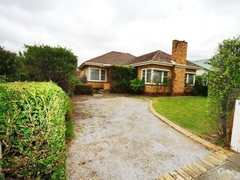 1  Porter Road, Bentleigh VIC 3204