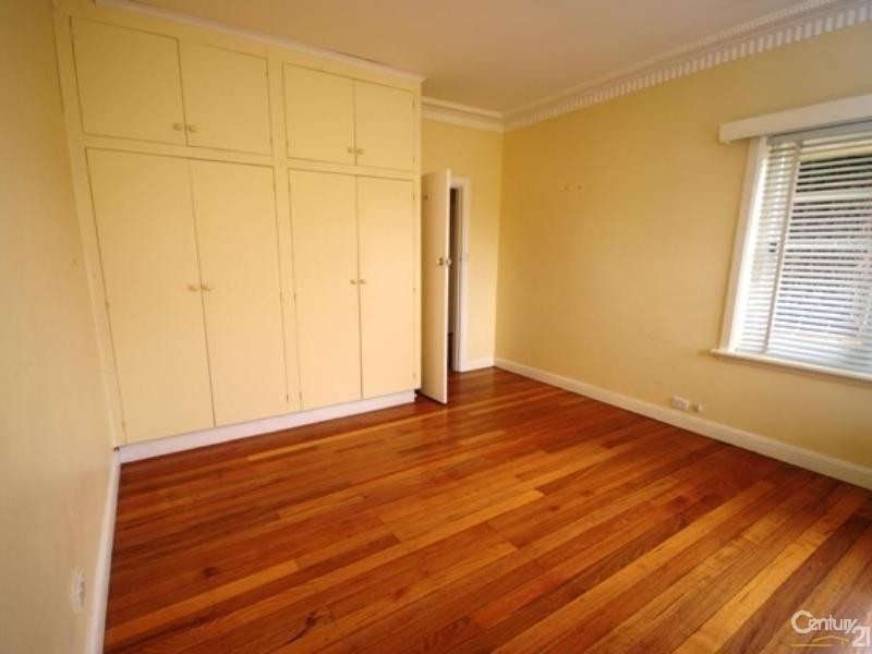 1  Porter Road, Bentleigh VIC 3204