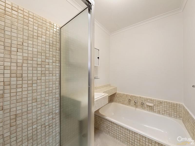 1/4 Draper Street, Mckinnon VIC 3204