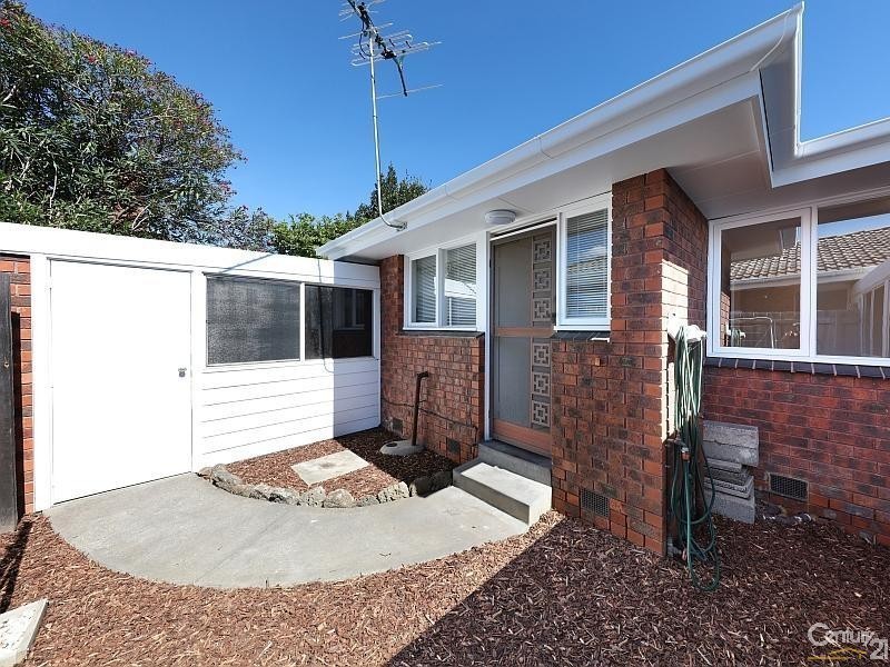 1/4 Draper Street, Mckinnon VIC 3204