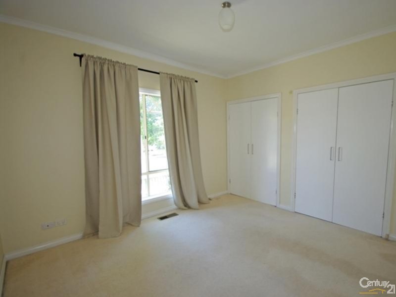 2/28 Murrong Avenue, Bentleigh East VIC 3165